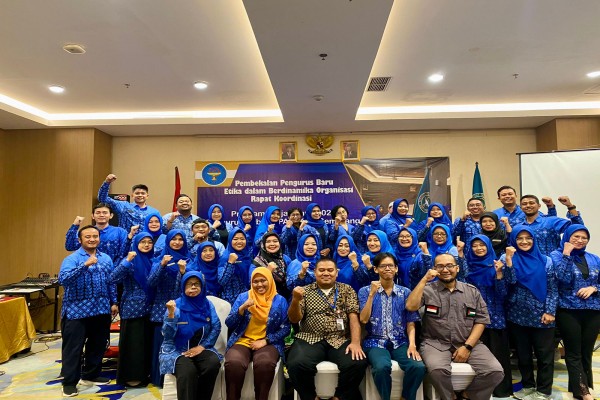 Foto Ketua PMI